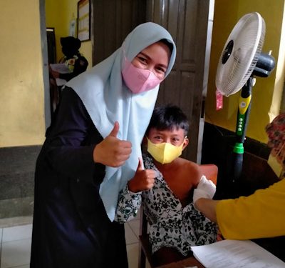 Ratusan Siswa Mi-Aljihad di Padalarang Divaksin