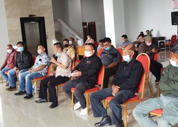 Gelar Aksi, Forbat Kecewa Plt Bupati Tidak Hadir
