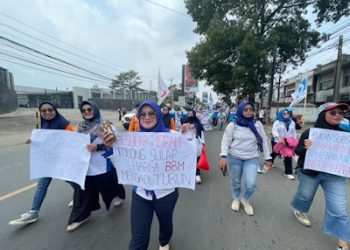 Gelar Aksi Long March ke DPRD, Ribuan Buruh KBB Suarakan Hal Ini