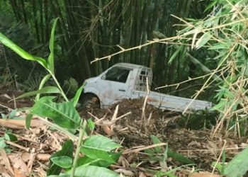 Innalillahi Wainnailaihi Rojiuun, Kades Girimukti Selamat Usai Mobil yang Ia Kendarai Masuk Jurang