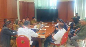 Forbat Geruduk Kantor Bupati Bandung Barat