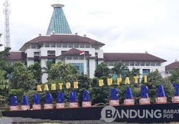 Pengusaha di KBB Teriak Belum Dibayar, Heru Ungkap Alasannya