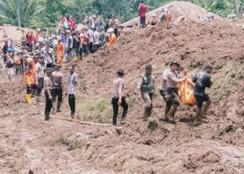 Tim SAR Gabungan Temukan Lima Korban, Pencarian Dihentikan Sementara