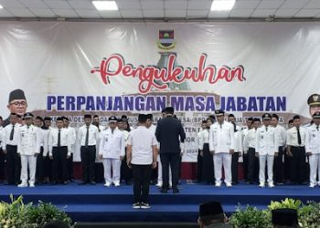 Kades di Kecamatan Cisarua Dikukuhkan, Ade Zakir: Berikan Pelayanan Terbaik di Sisa Dua Tahun Masa Jabatan