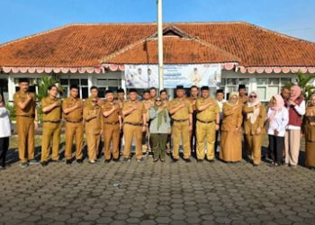 Kecamatan Padalarang Tetap Buka Layanan Adminduk Meski Tanggal Merah