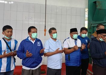 PAN KBB Manfaatkan Momentum Idul Adha, Salurkan Ratusan Paket Daging Kurban