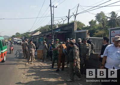 16 Bangunan Liar di Tagog Apu Ditertibkan