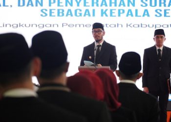 112 Guru Resmi Terima SK Kepala Sekolah di Bandung Barat
