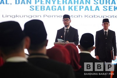 112 Guru Resmi Terima SK Kepala Sekolah di Bandung Barat