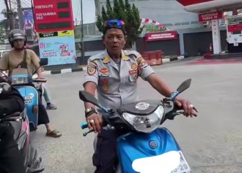 Viral Serobot Antrean di SPBU Cijeungjing, Dishub KBB Tegaskan Bukan Pegawainya