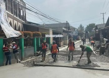 Pemkab Bandung Barat Perbaiki Jalan Cilumber-Cikole Setelah 12 Tahun Rusak